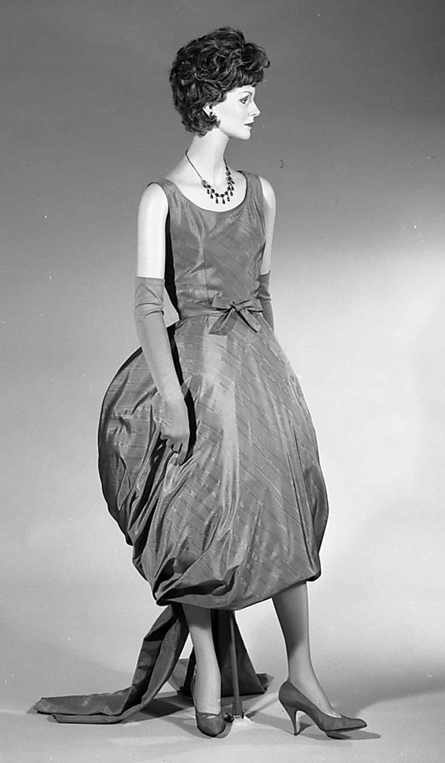 Evening ensemble 1956 House of Givenchy-0_1